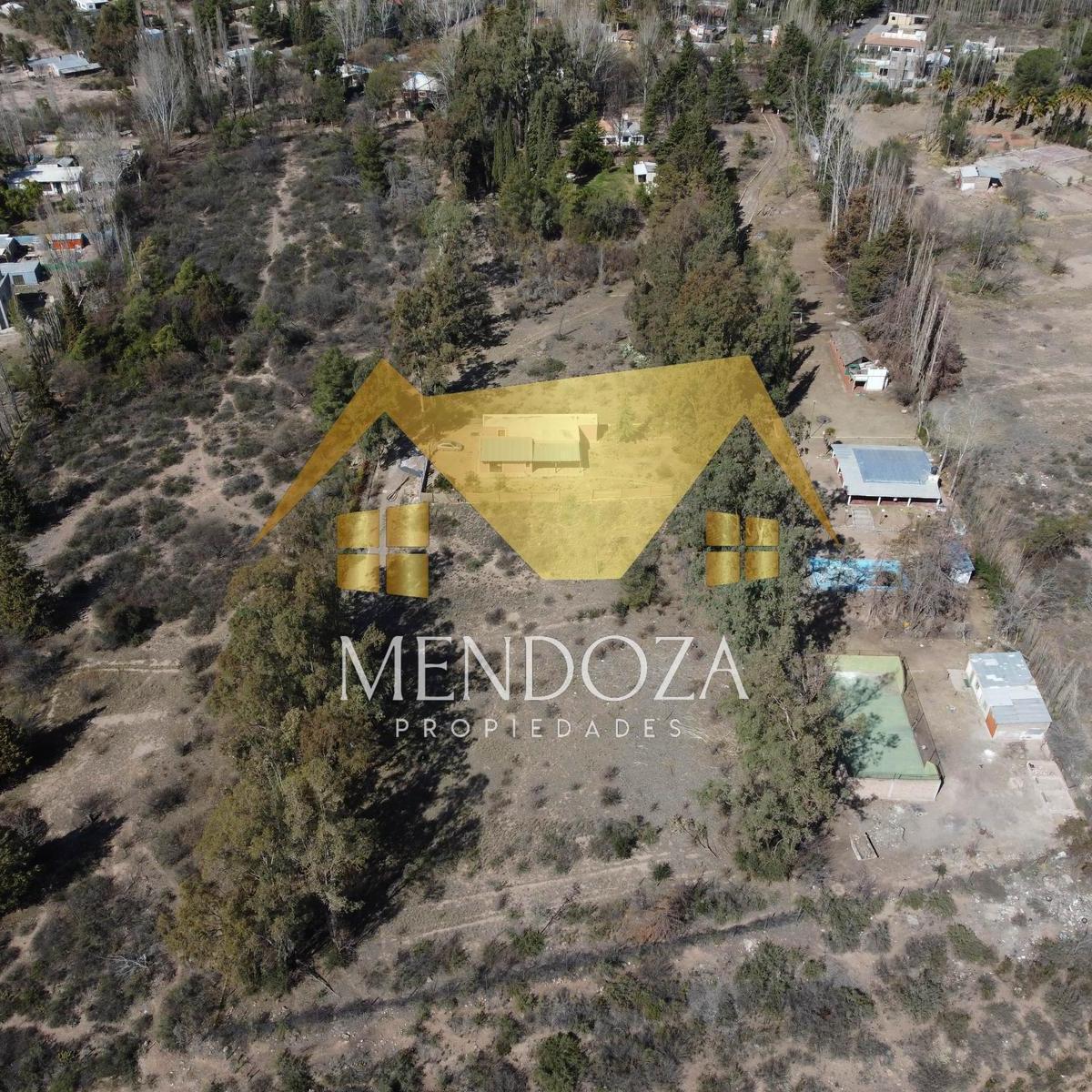 Venta de Terrenos en Complejo Cerrado Lujan de Cuyo 3