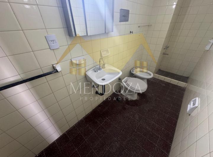 Departamento en alquiler en Godoy Cruz 5