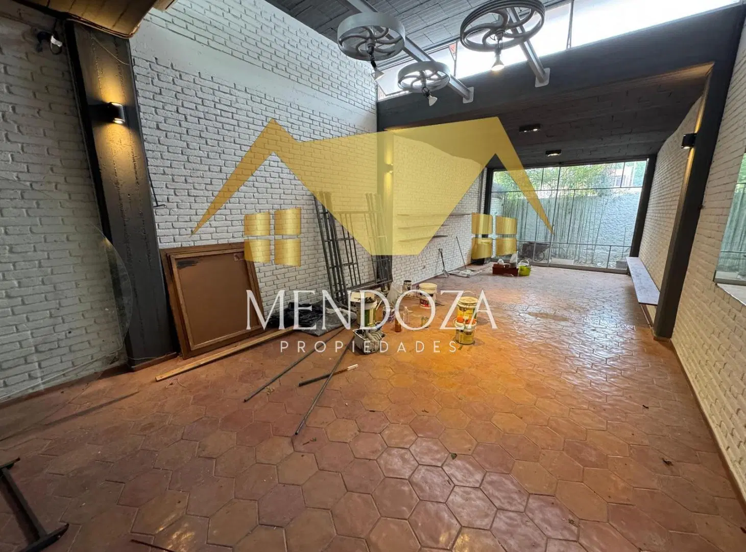 Oficina en Godoy Cruz 4