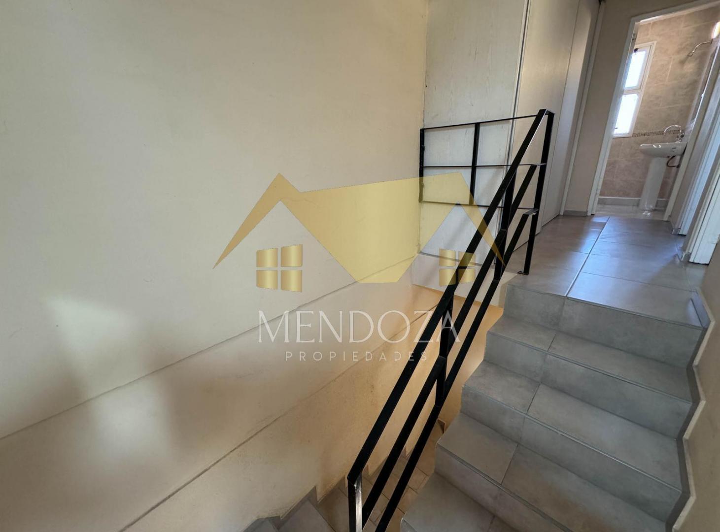 Foto de ALQUILER DUPLEX EN BARRIO TRAPICHE GODOY CRUZ, imagen 5