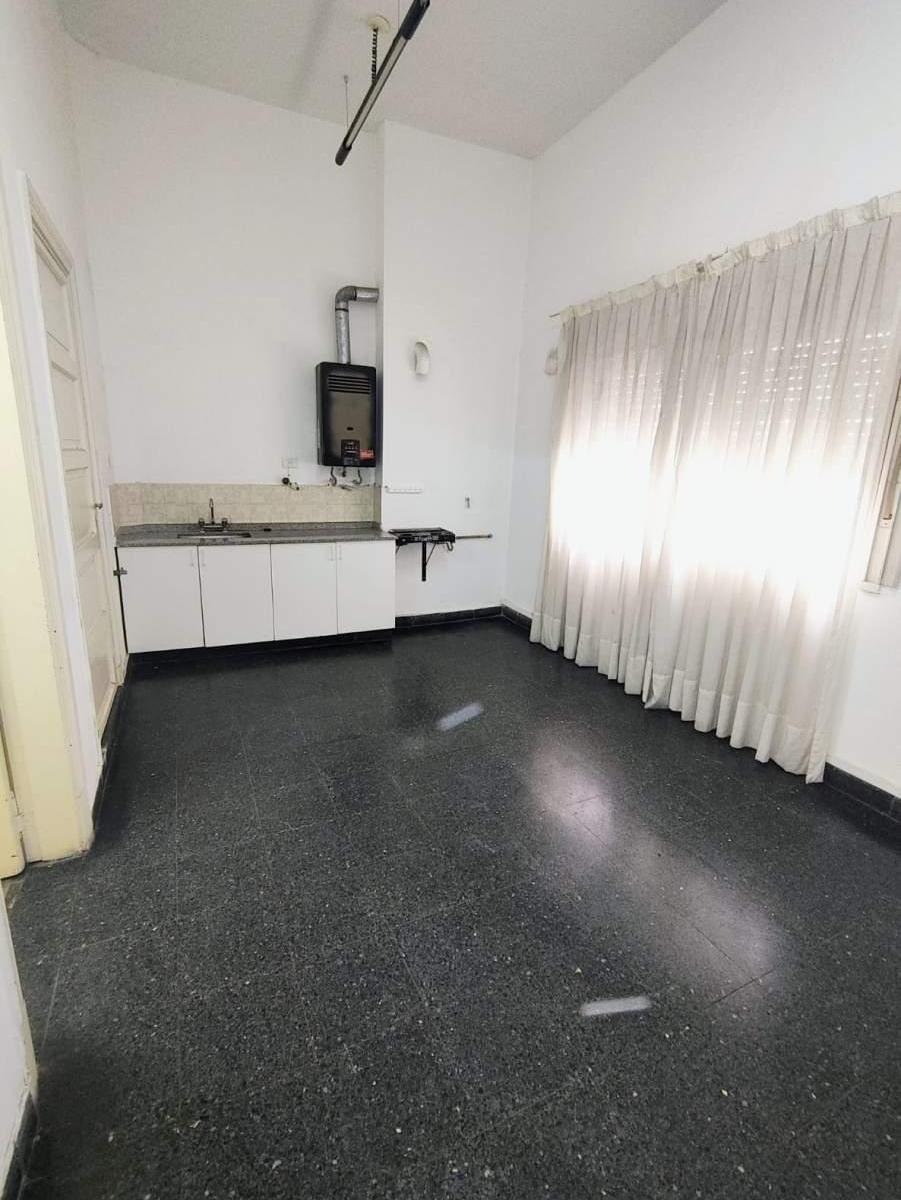 Semi Piso en Pleno Centro de Córdoba Sobre Peatonal Externo 9 de Julio 2