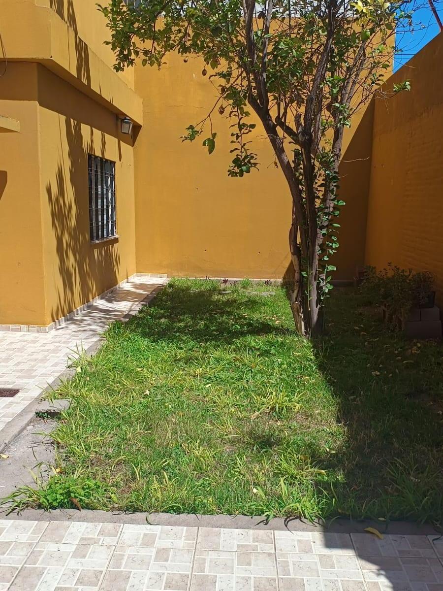 Cofico Gran Propiedad de 5 Dorm. Amplia Impecable 4