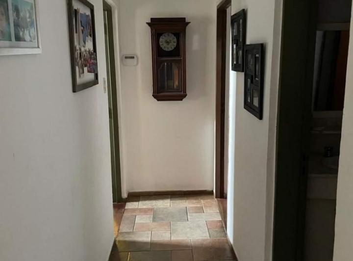 Amplia Casa 3 dormitorios y pileta en Villa Allende Golf escritura 1
