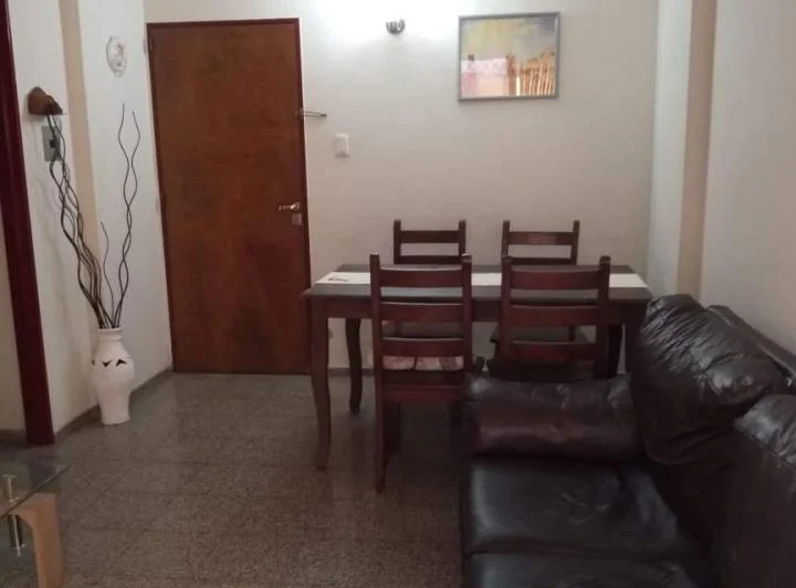 Alquiler Amoblado un dormitorio Centro Caseros y Corro 4
