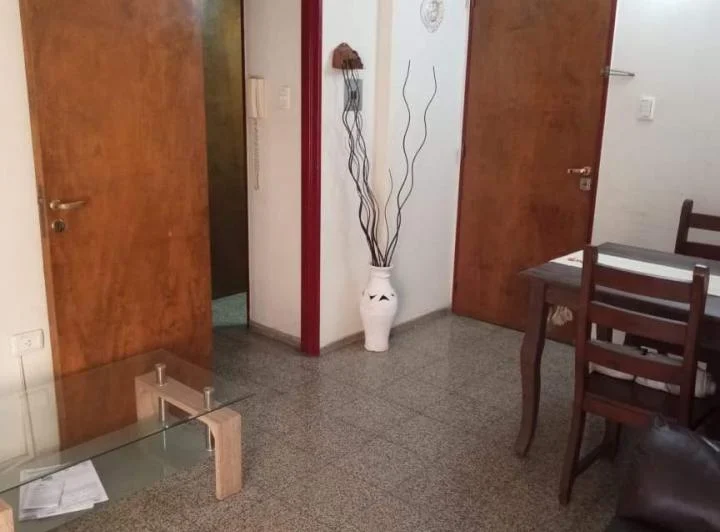 Alquiler Amoblado un dormitorio Centro Caseros y Corro 5