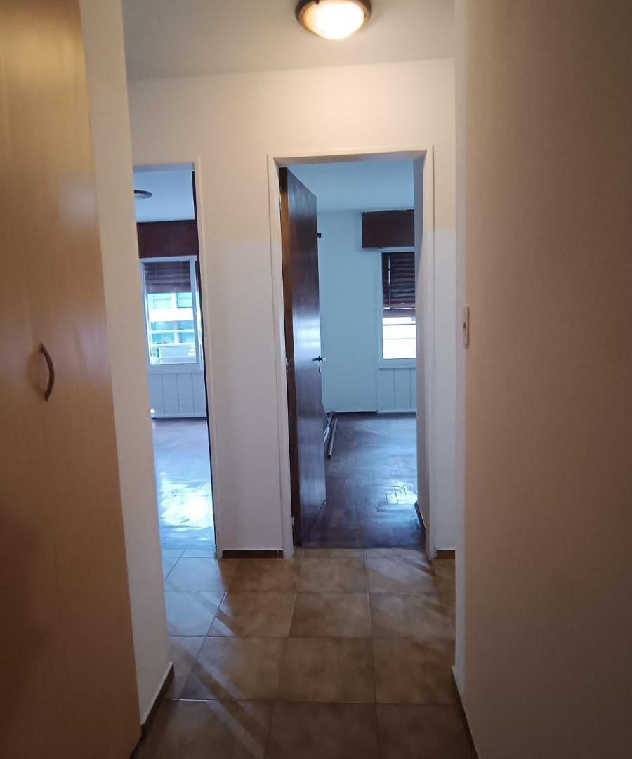 Foto de VENTA DEPARTAMENTO 3 DORMITORIOS MAS COCHERA 9 DE JULIO Y CAÑADA, imagen 1
