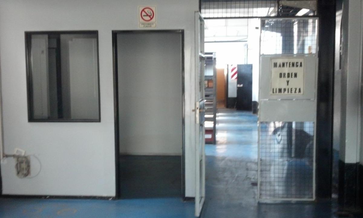 Importante Galpón Zona Industrial 1