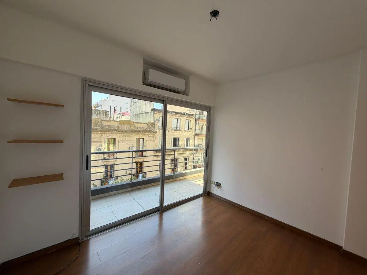 Departamento de 46 m² con 1 Dormitorio y Balcón en Alquiler en Recoleta 2