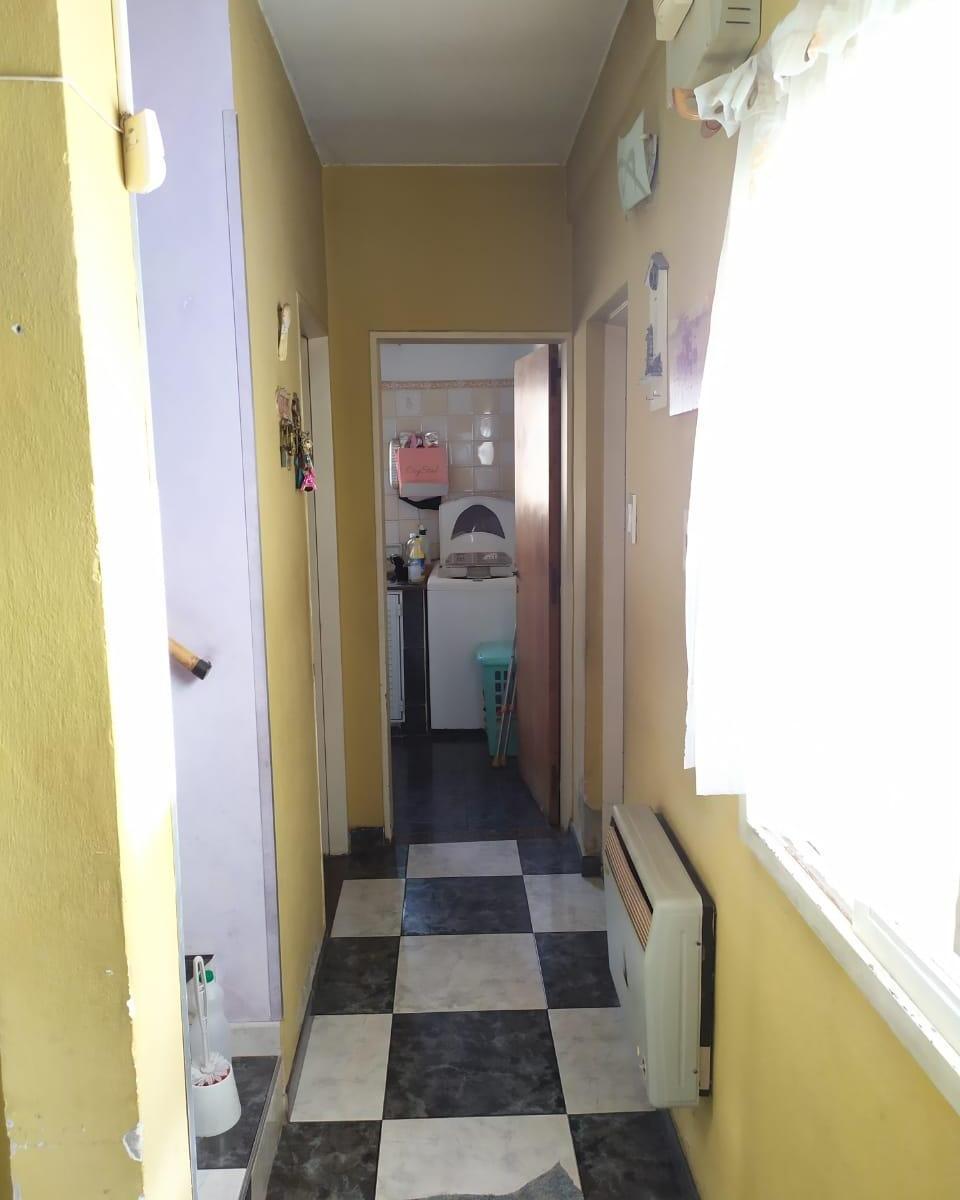 Foto de Casa al frente con patio Jardin, imagen 5