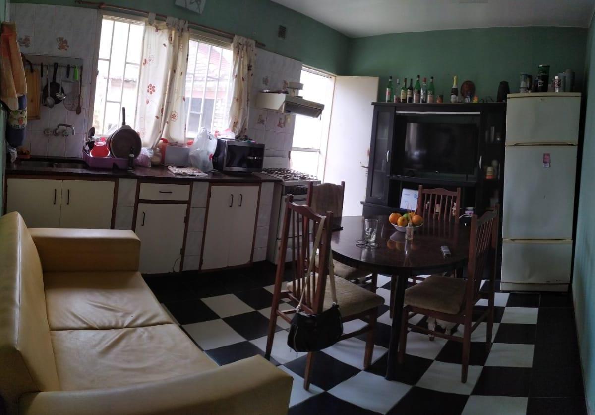 Foto de Casa al frente con patio Jardin, imagen 3
