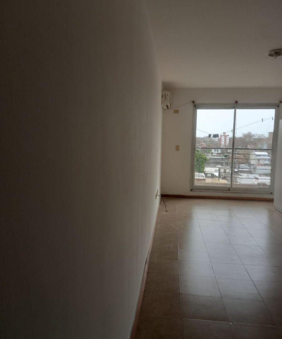 Foto de Departamento monoambiente de 26 m² en alquiler en Echesortu, imagen 2