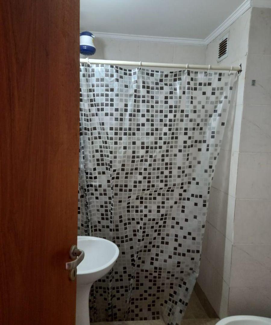 Foto de Departamento monoambiente de 26 m² en alquiler en Echesortu, imagen 5