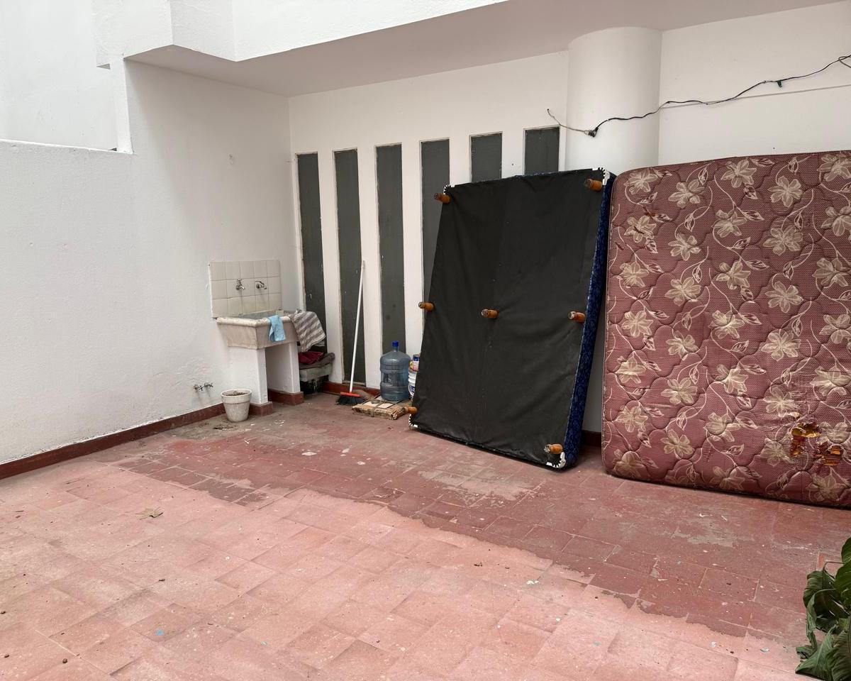 Pb. Apto Profesional con Entrada Independiente y Patio 75 m² Totales 5