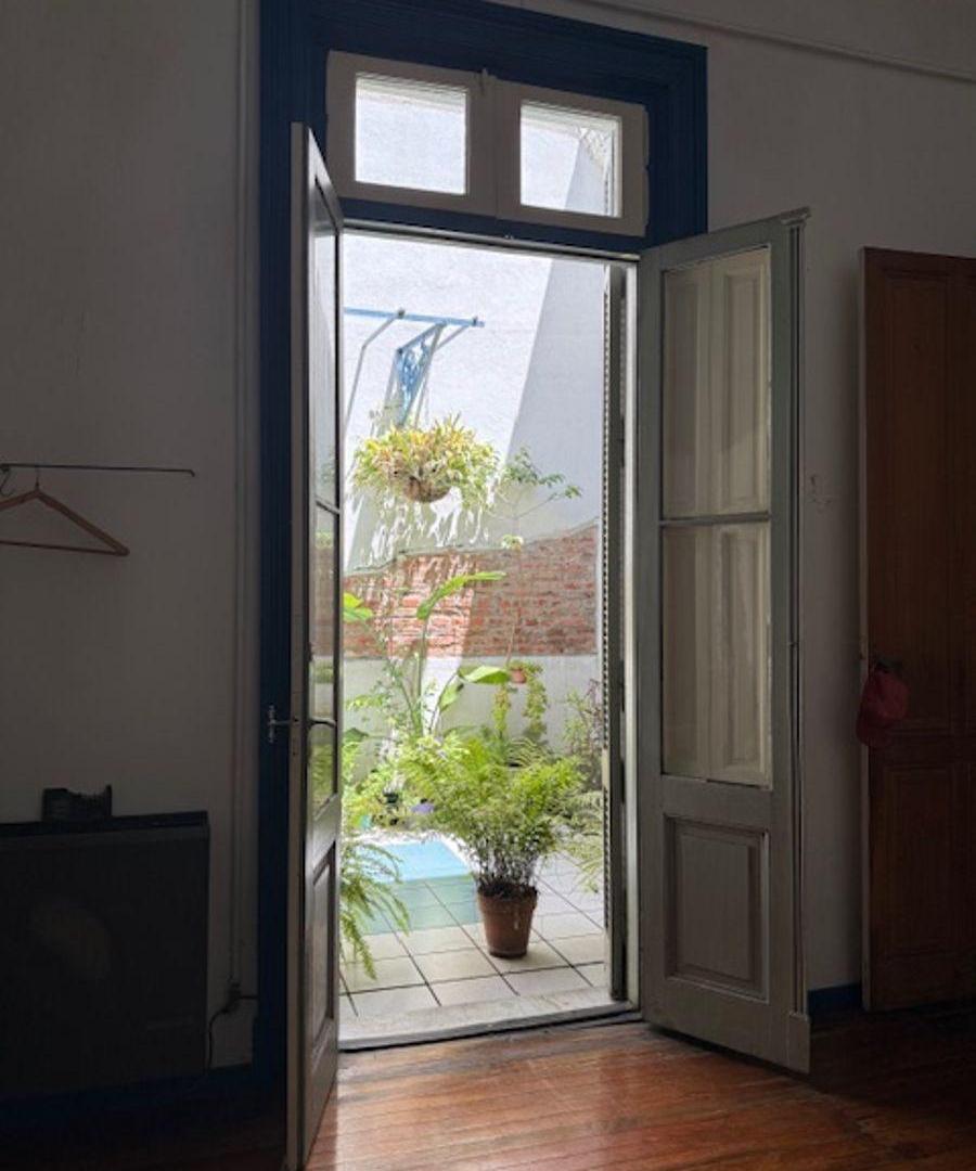 ÓPTIMO PH DE 282 M2 EN EL CORAZÓN DE SAN TELMO - LUZ Y SOL - 3 PATIOS - ÚNICO Y CON GRAN POTENCIAL