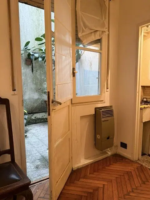 SIMPÁTICO MONOAMBIENTE CON PATIO EN "LA ISLA" IDEAL PROFESIONALES O RENTA 5