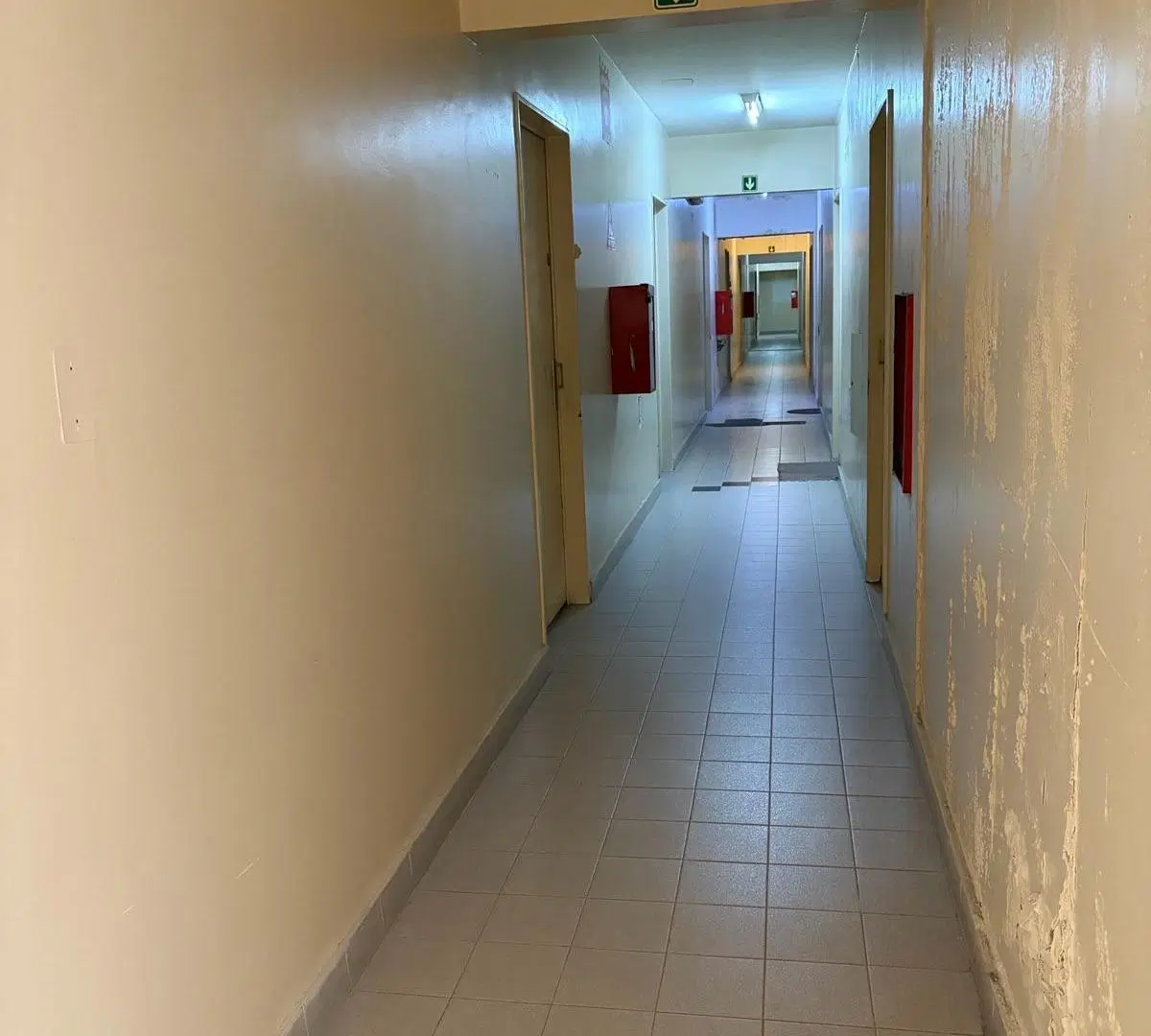 Súper luminoso y amplio mono ambiente en piso 15 en zona estratégica del barrio de La Boca, contra f 2