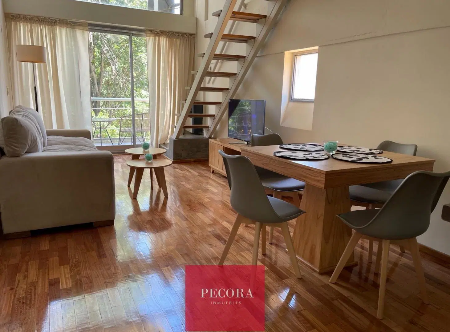 Hermoso loft en Palermo Hollywood a metros de Estación Carranza y a una cuadra de Av, Sta Fe.  Lleno 2