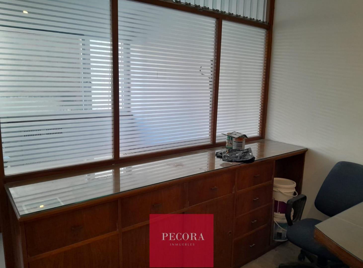 Foto de LUMINOSA OFICINA EN ZONA DE TRIBUNALES - BAJOS GASTOS - ÓPTIMA UBICACIÓN, imagen 4