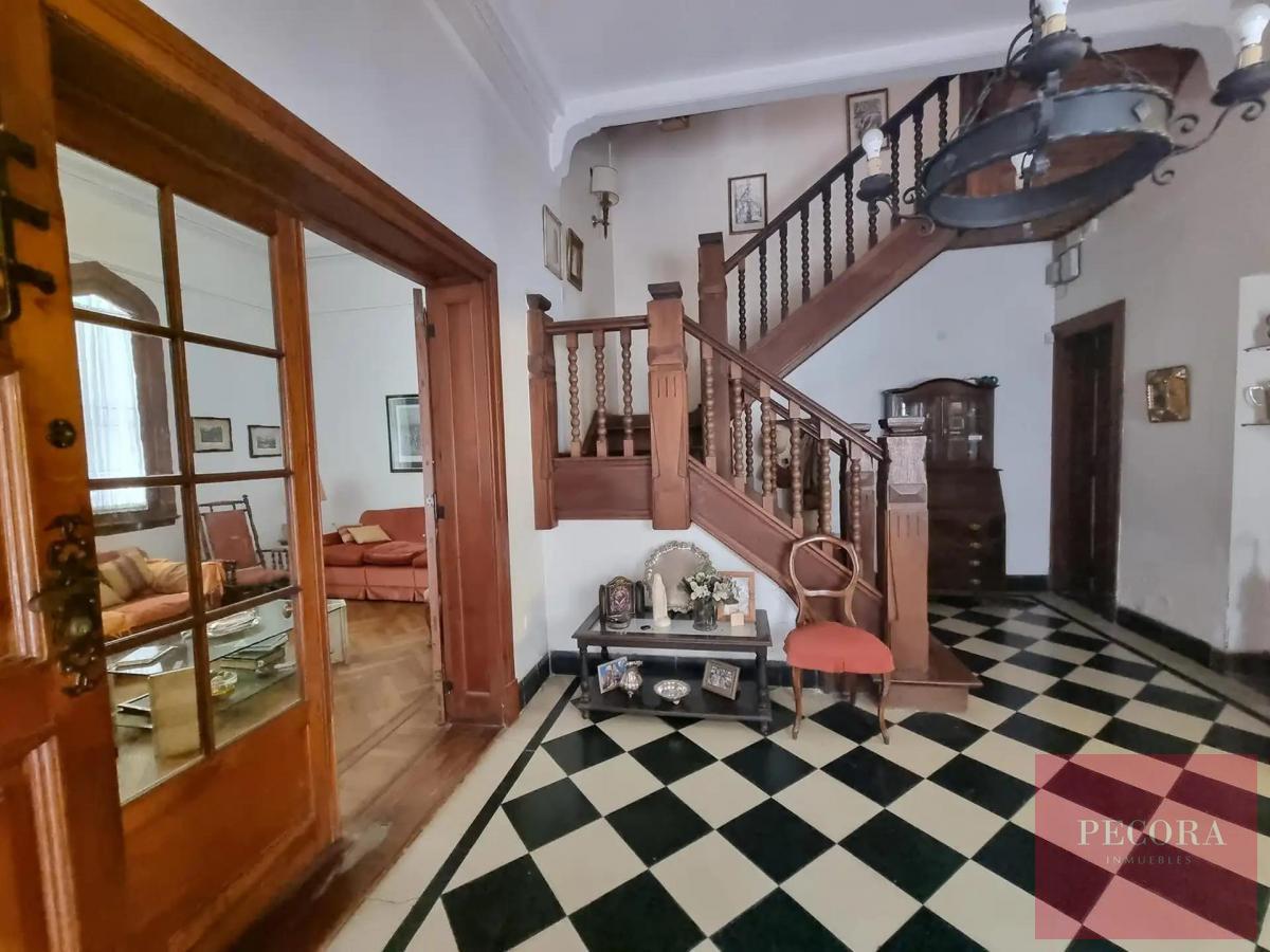 Foto de ESPECTACULAR CASA ESTILO TUDOR DE 7 AMB APTO PROYECTO INMOBILIARIO, imagen 1