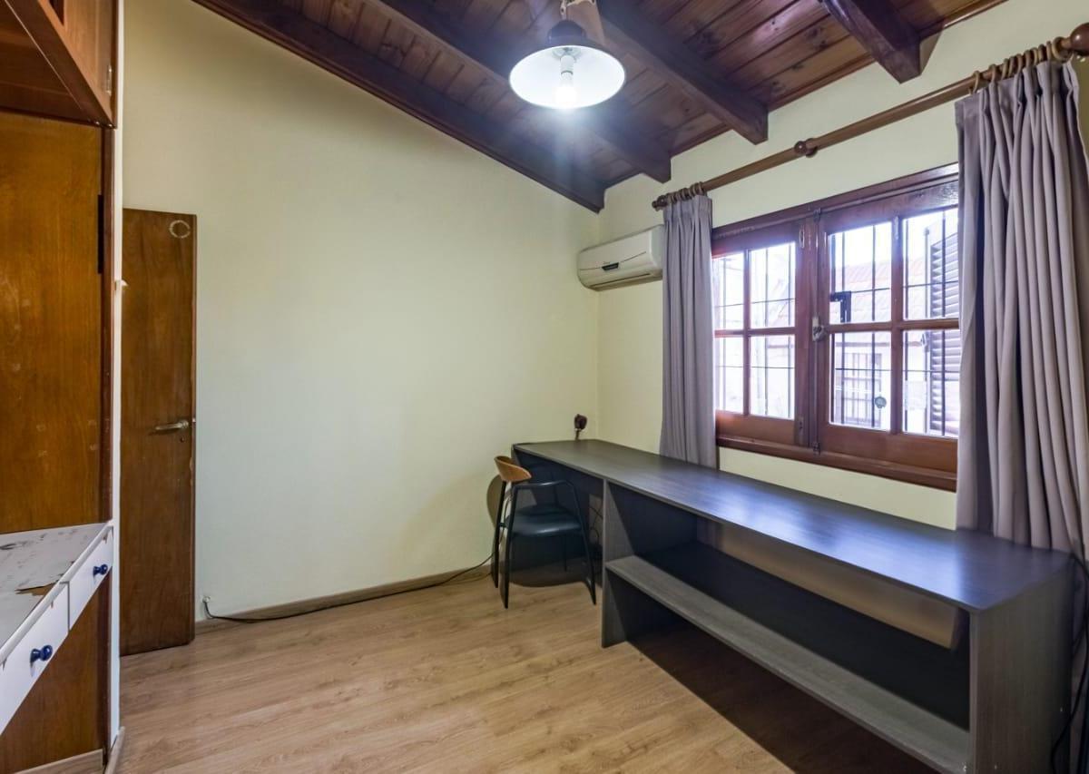 Casa 3 Dorm. Cochera Quincho y Pileta 1