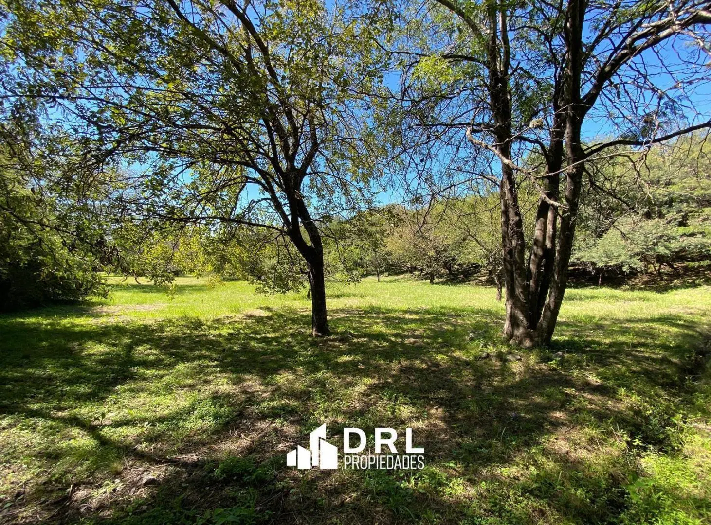 Terreno en venta en Corral de Barranca 3