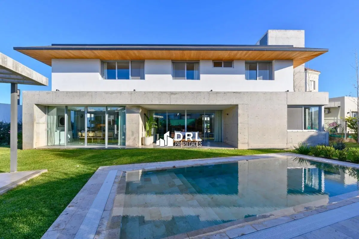 Casa en venta en Los Cerezos, Valle Escondido 2