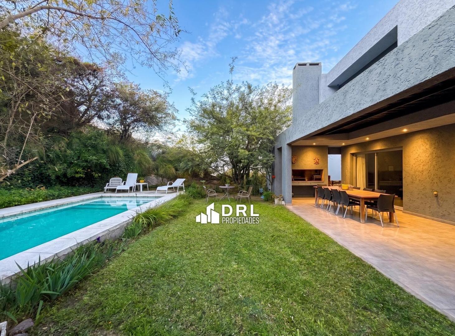 Foto de Casa en Venta en La Rufina, imagen 1