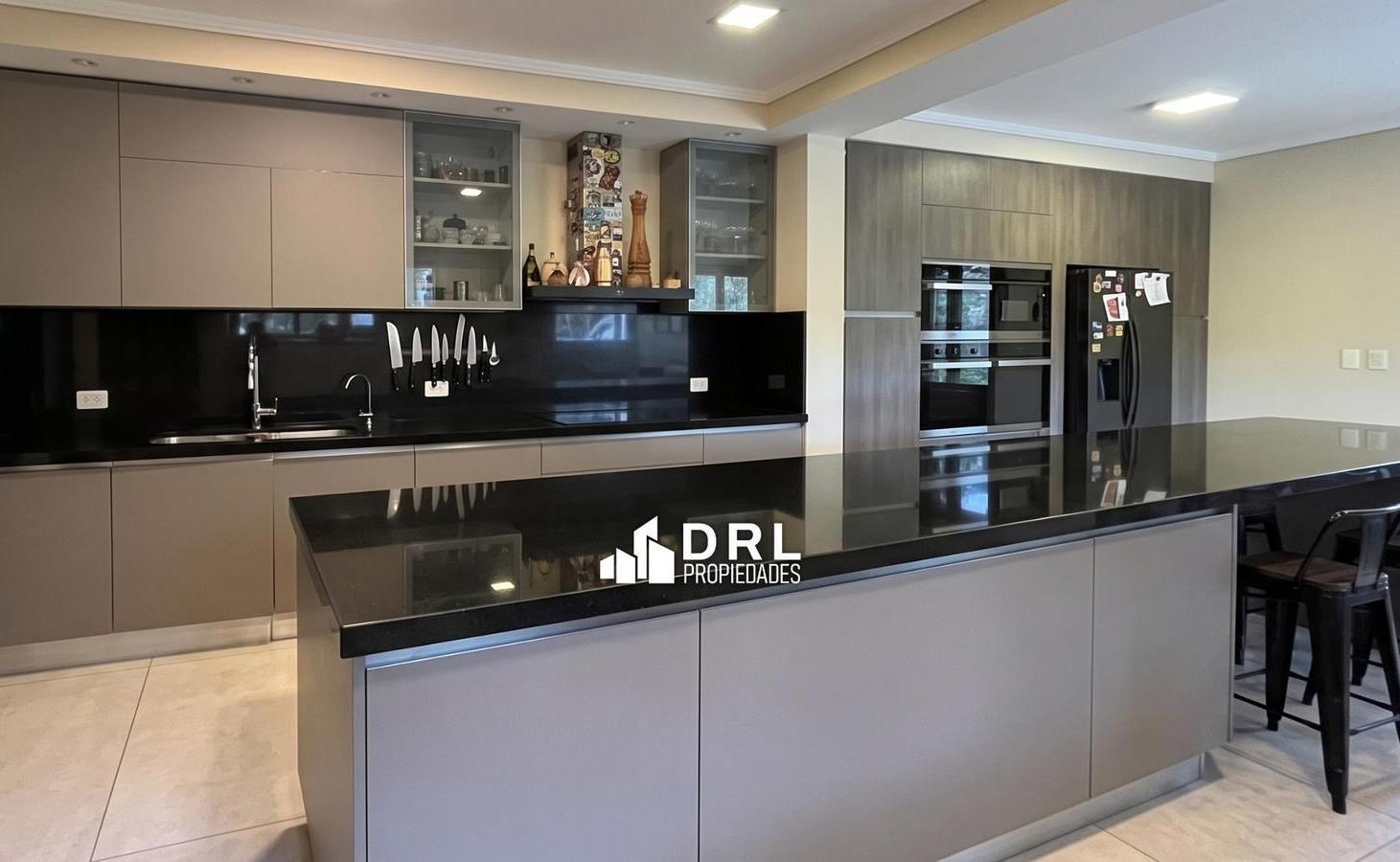 Foto de Casa en venta en Jardín Inglés - Valle Escondido, imagen 2