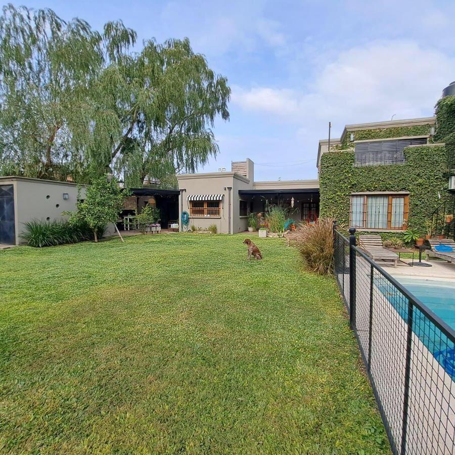 Casa en Venta en La Union Ezeiza 1