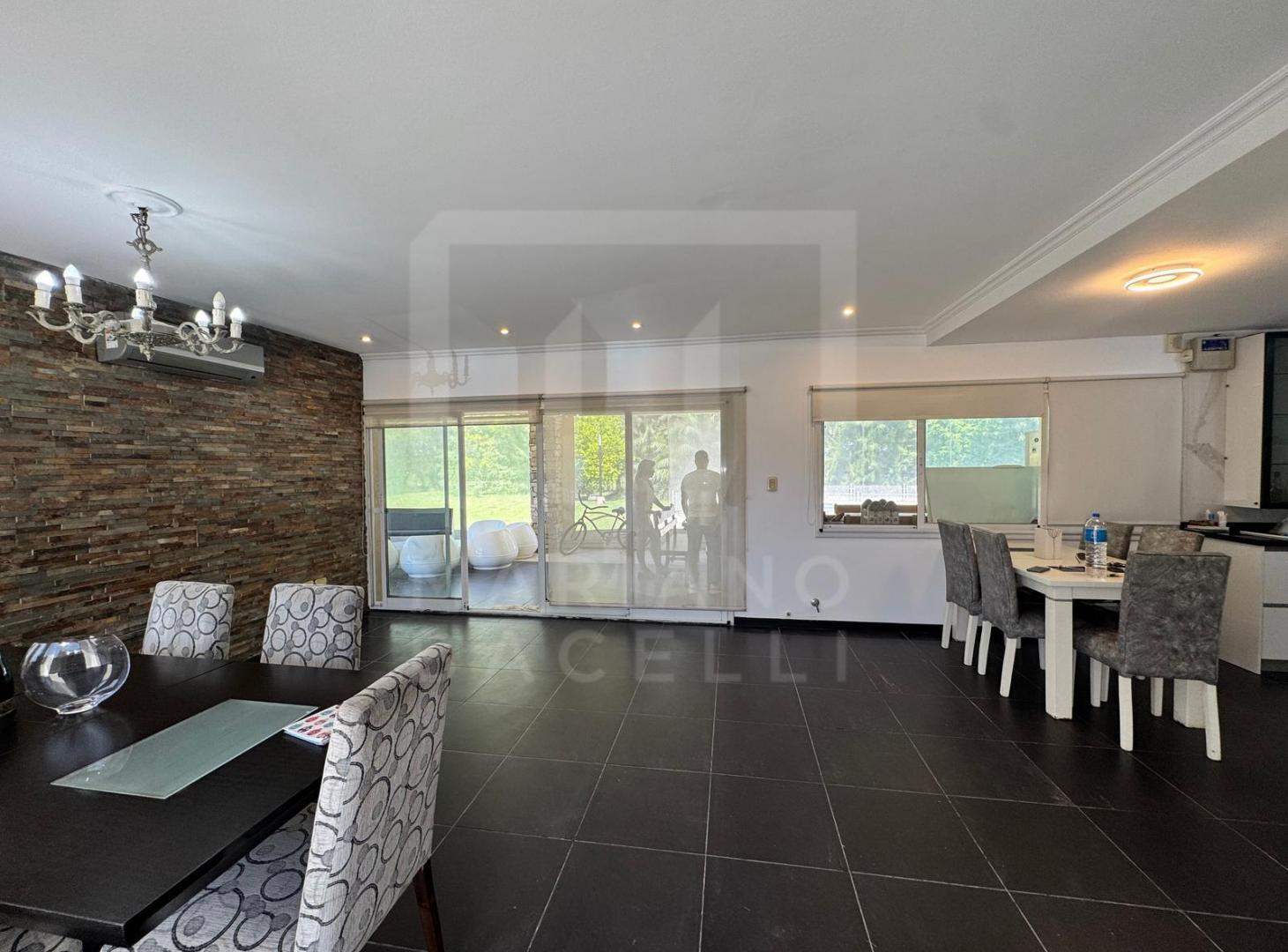 Casa En Venta En Malibu, Canning, Guernica