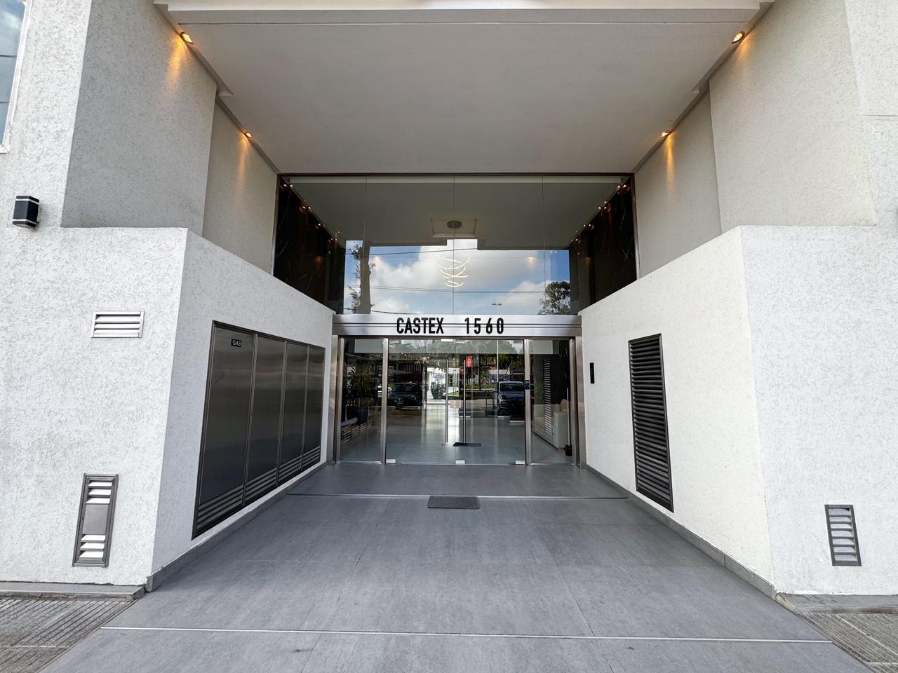 Foto de Departamento En Venta En Canning Center Con Cochera, imagen 3