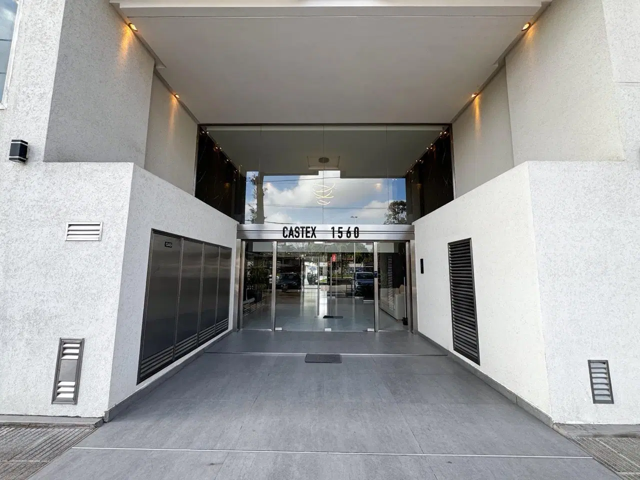 Departamento En Venta En Canning Center Con Cochera 3