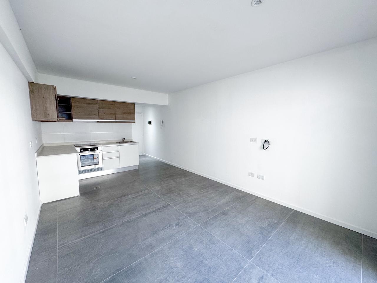 Foto de Departamento En Alquiler En Canning Center Con Cochera, imagen 4