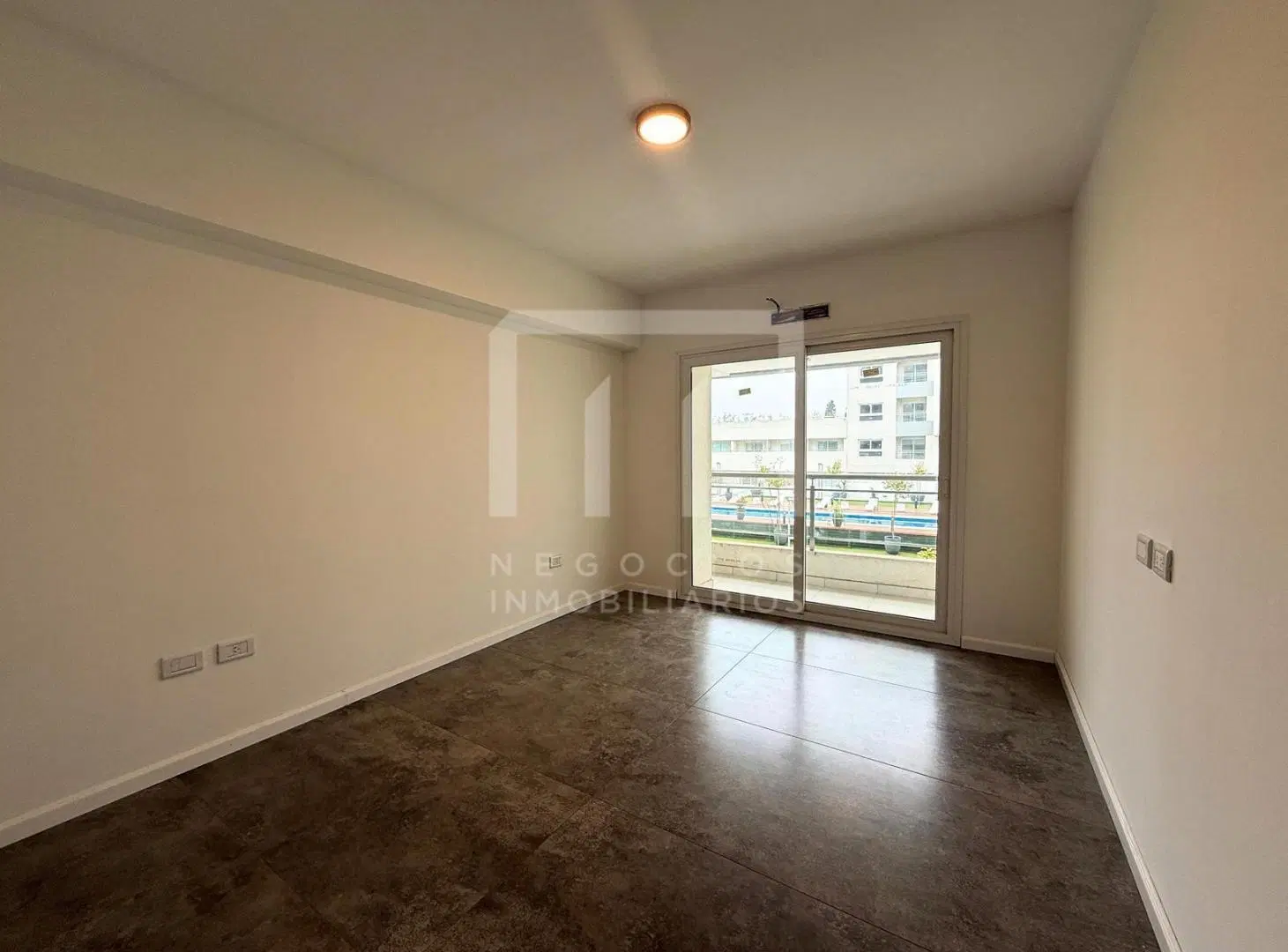 Departamento En Alquiler en Canning Center, Canning 5