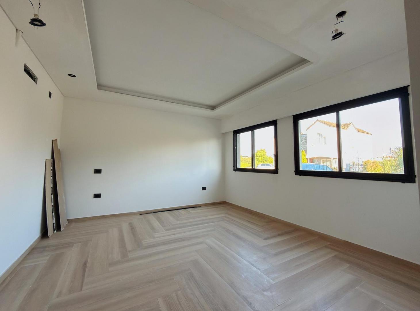 Foto de CASA 4 AMBIENTES EN VENTA SANTA RITA LOTE INTERNO, imagen 2