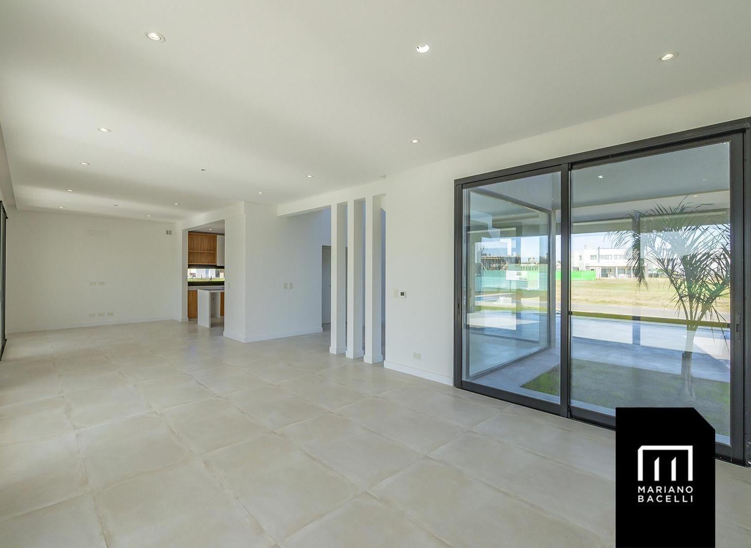 Foto de Casa En Venta En Terralagos, Canning, Ezeiza, imagen 1