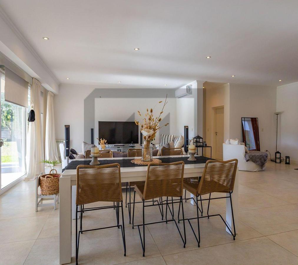 Foto de Casa En Venta En Terralagos, Canning, Ezeiza, imagen 3
