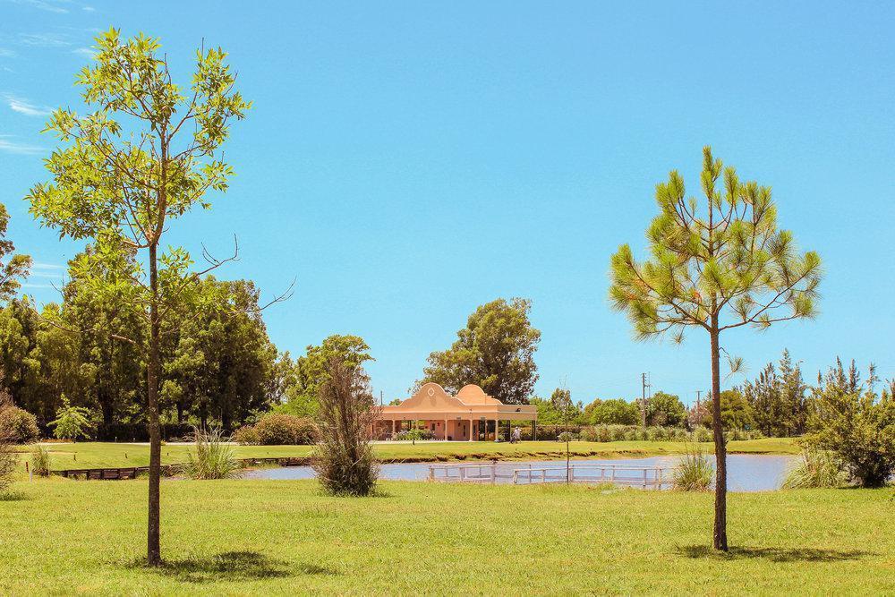 Foto de Terreno en Venta en Fincas de San Vicente Sporting, imagen 4