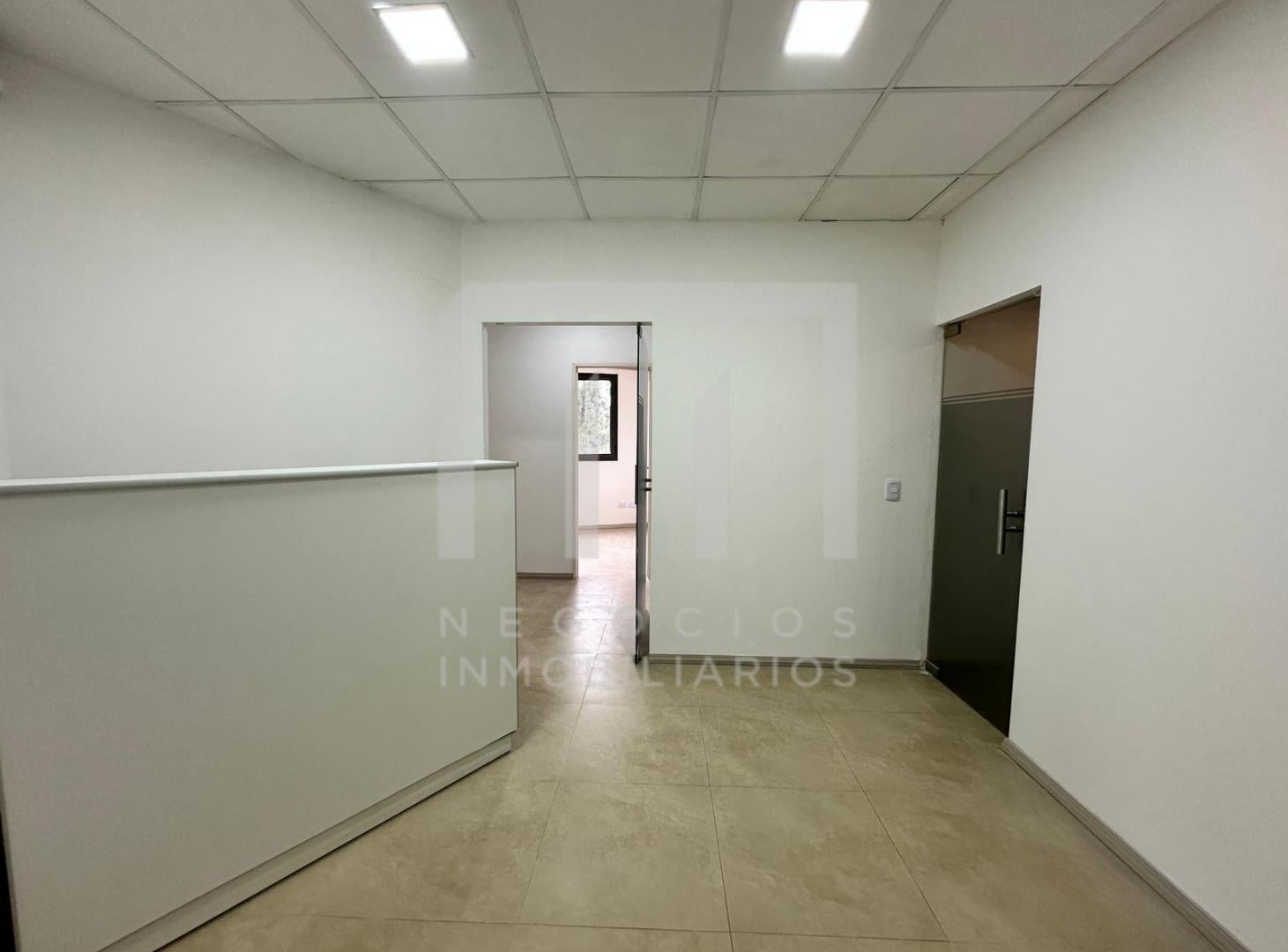Foto de Oficina Alquiler En Plaza Canning, Canning, Ezeiza, imagen 2