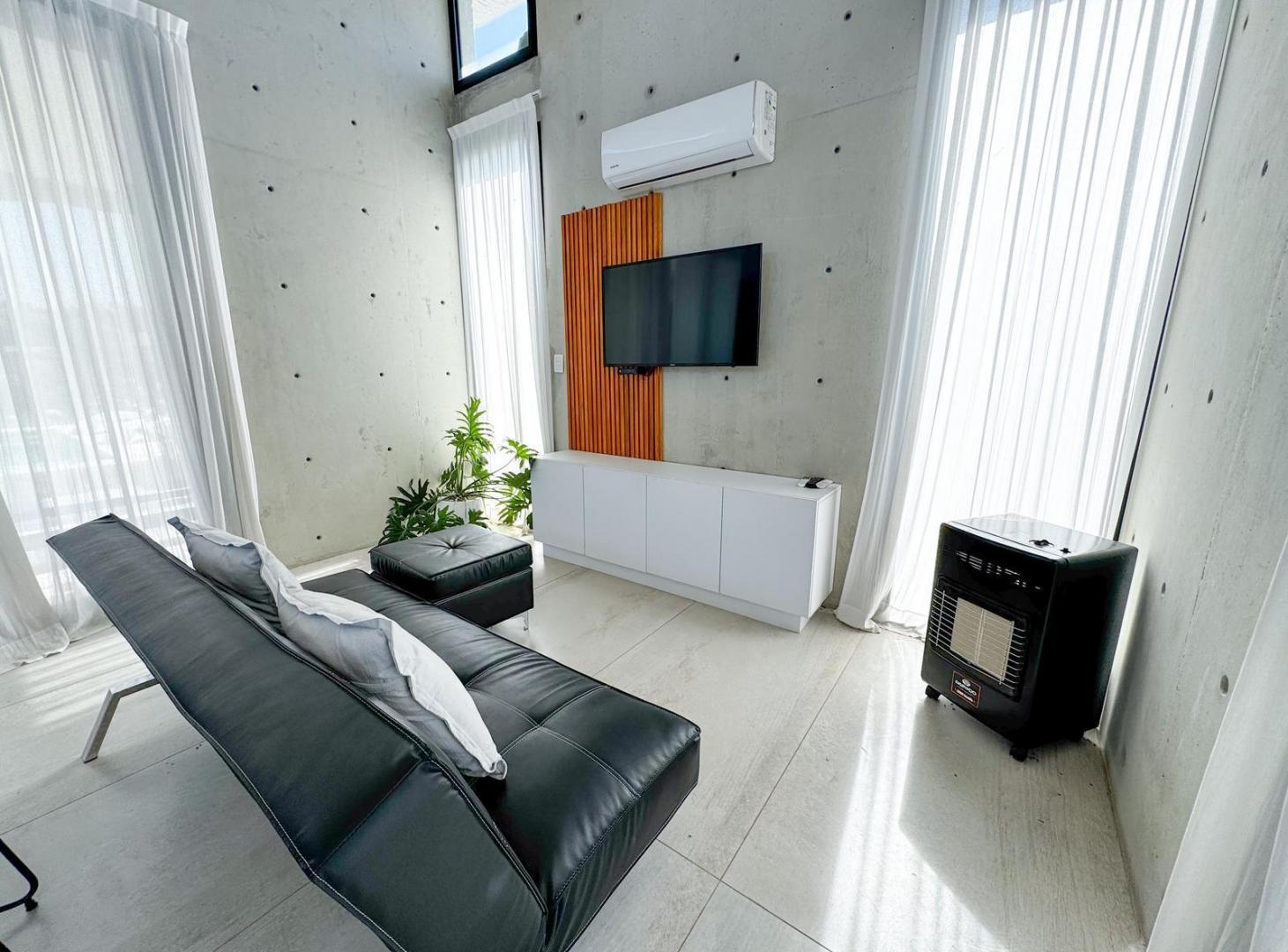 Foto de Casa en Alquiler Lares de Canning, imagen 3