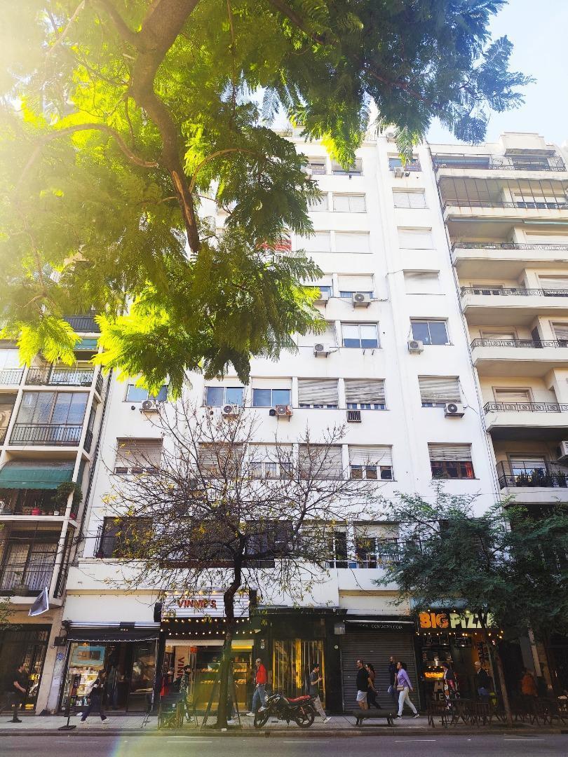 Venta cuatro ambientes amplio y luminoso!