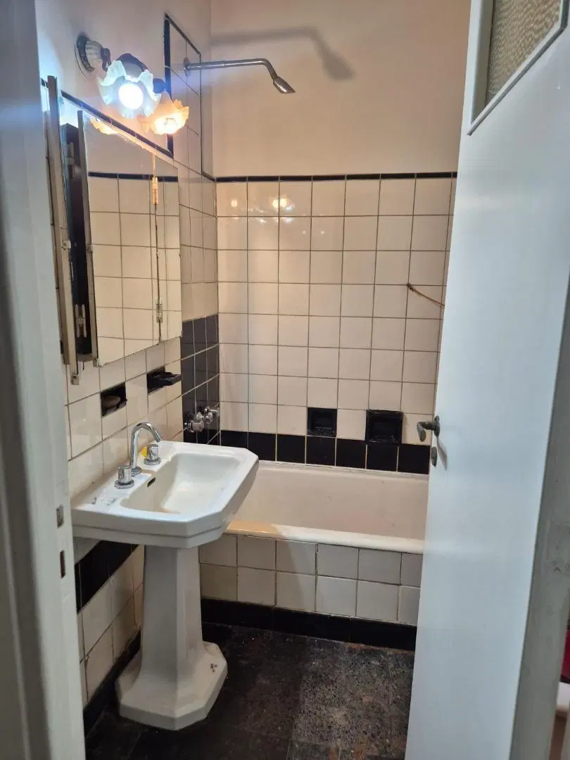 Alq. 3 ambientes planta baja en Villa Crespo. 4