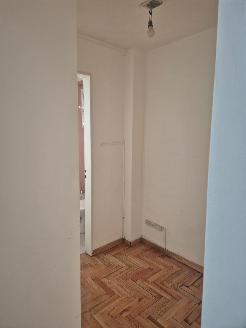 Foto de 2 AMB. 48m² Tot. Muy luminoso!- ABASTO-, imagen 4