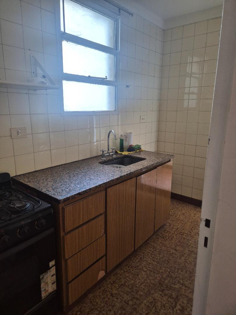 Foto de 2 AMB. 48m² Tot. Muy luminoso!- ABASTO-, imagen 2