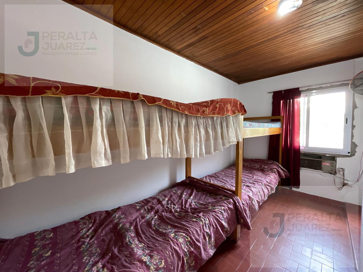Casa con Vista Al Rio en Paso de La Patria 3