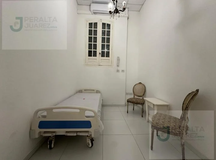 Consultorio profesional en alquiler 1