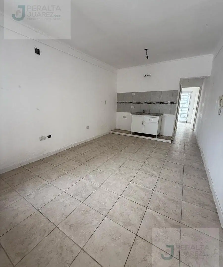 Departamento en VENTA 1 dormitorio con cochera 1
