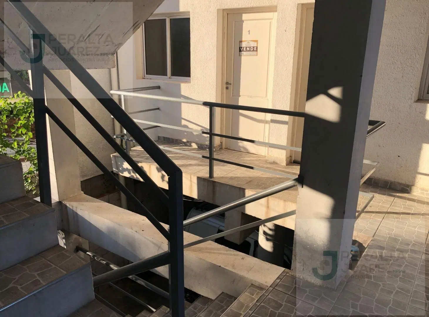 Departamento en VENTA 1 dormitorio con cochera 2