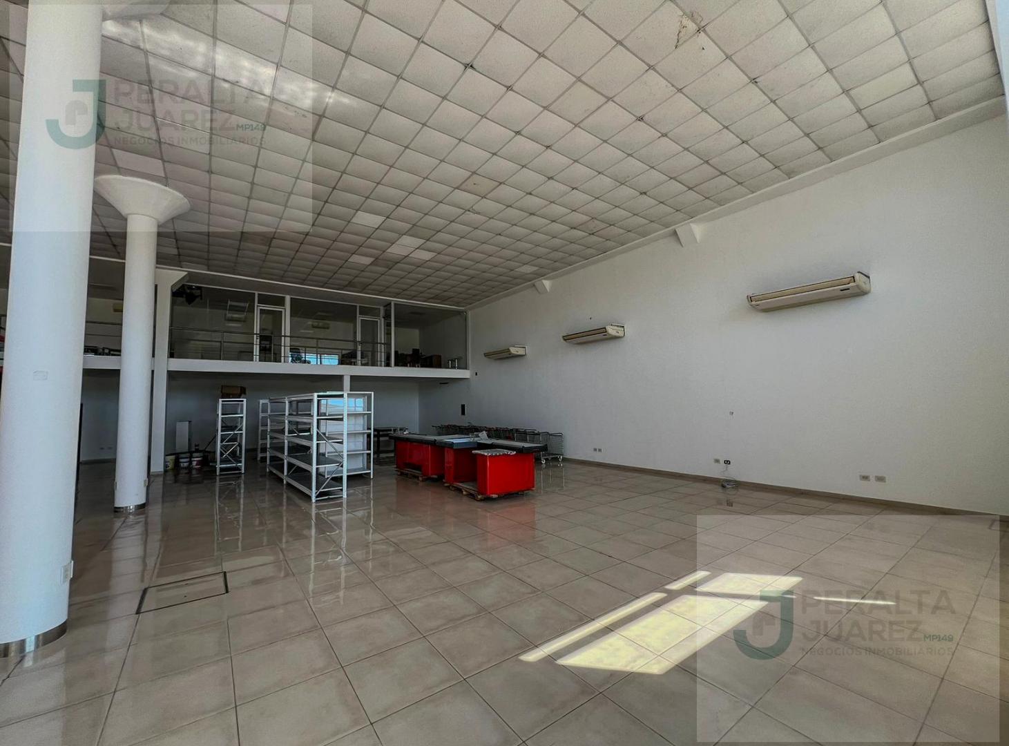 Foto de Local comercial con deposito en ALQUILER sobre autovia Ruta 11, imagen 2