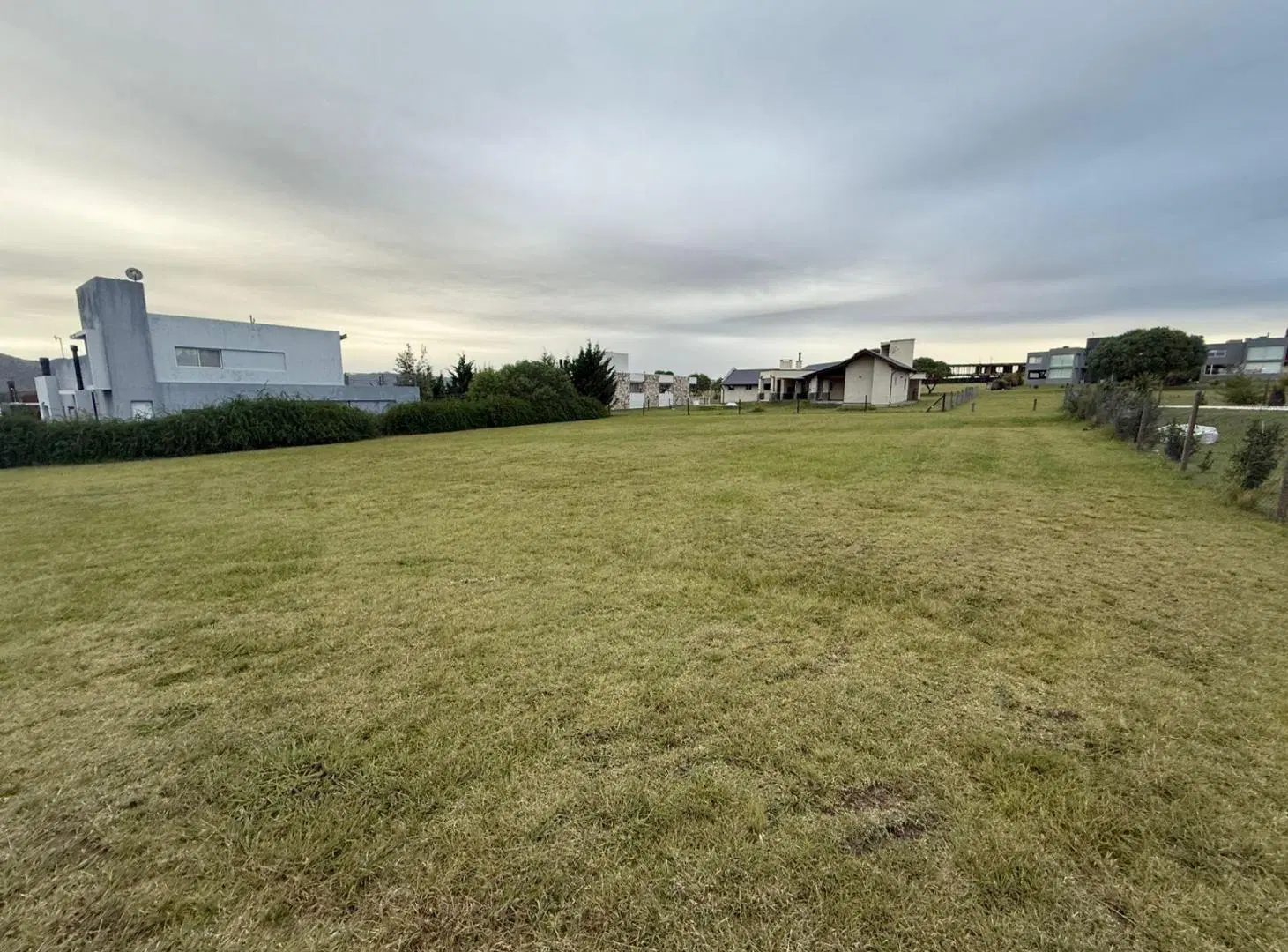 TERRENO EN PUERTO DEL AGUILA POTRERO DE GARAY 4